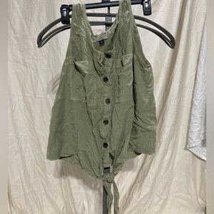 Universal thread goods and co - olive green button up blouse with tie & pockets